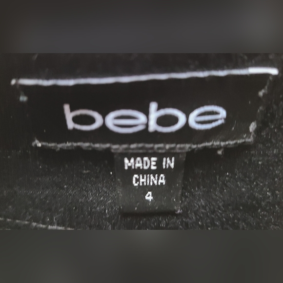 BEBE Satiny Skirt + Belt (US4) - Picture 6 of 6